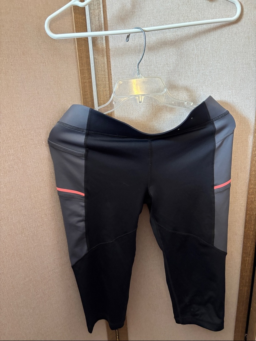 Fila Black Running Capri Leggings with pocket Medium